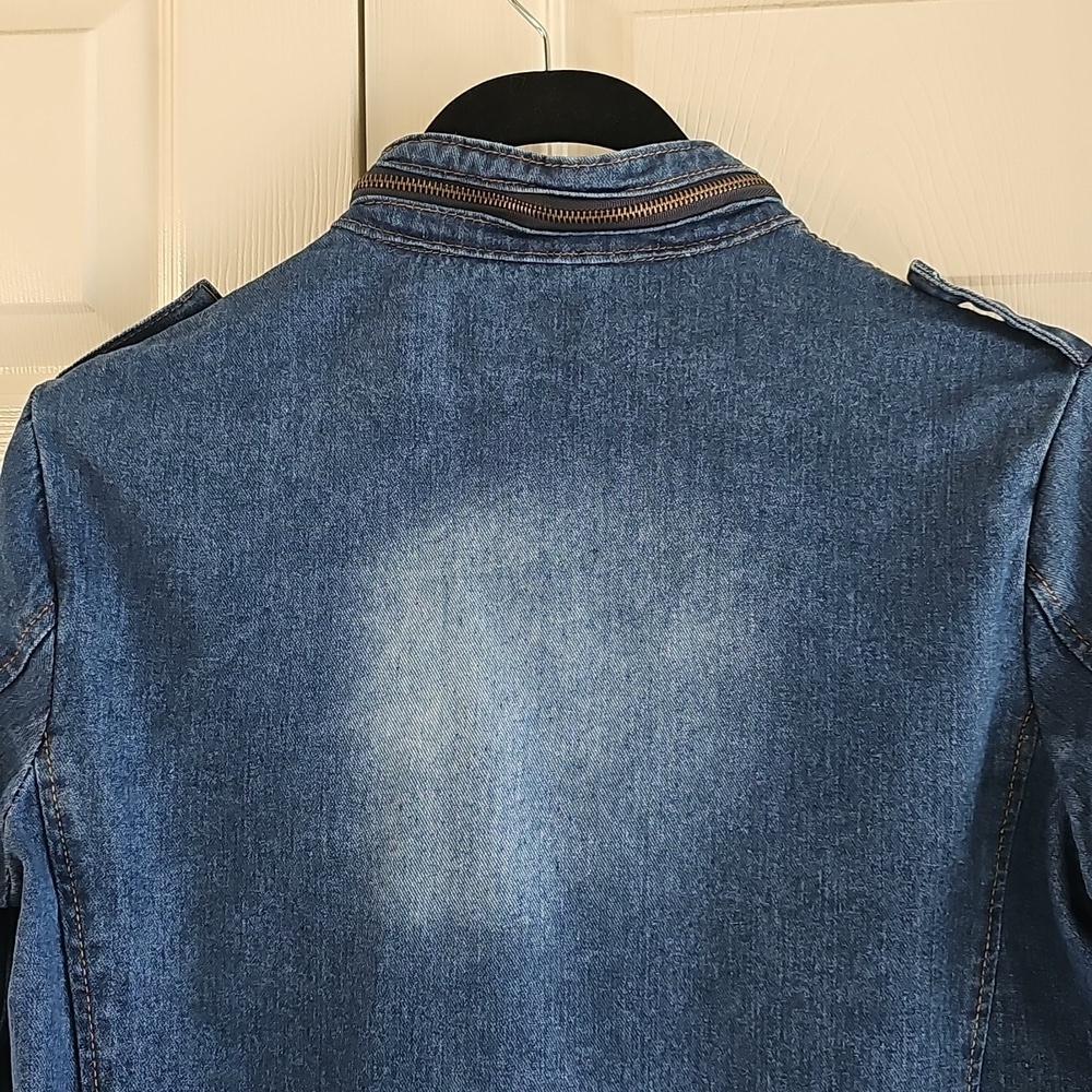 NWOT JEANS Women's Jean Jacket Multiple Pockets Zip Elastic Waist Distressed L - Picture 6 of 16
